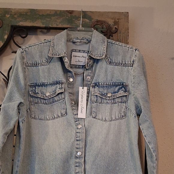 Highway Jeans Distressed Denim Romper. NWT Size Large - Picture 11 of 17